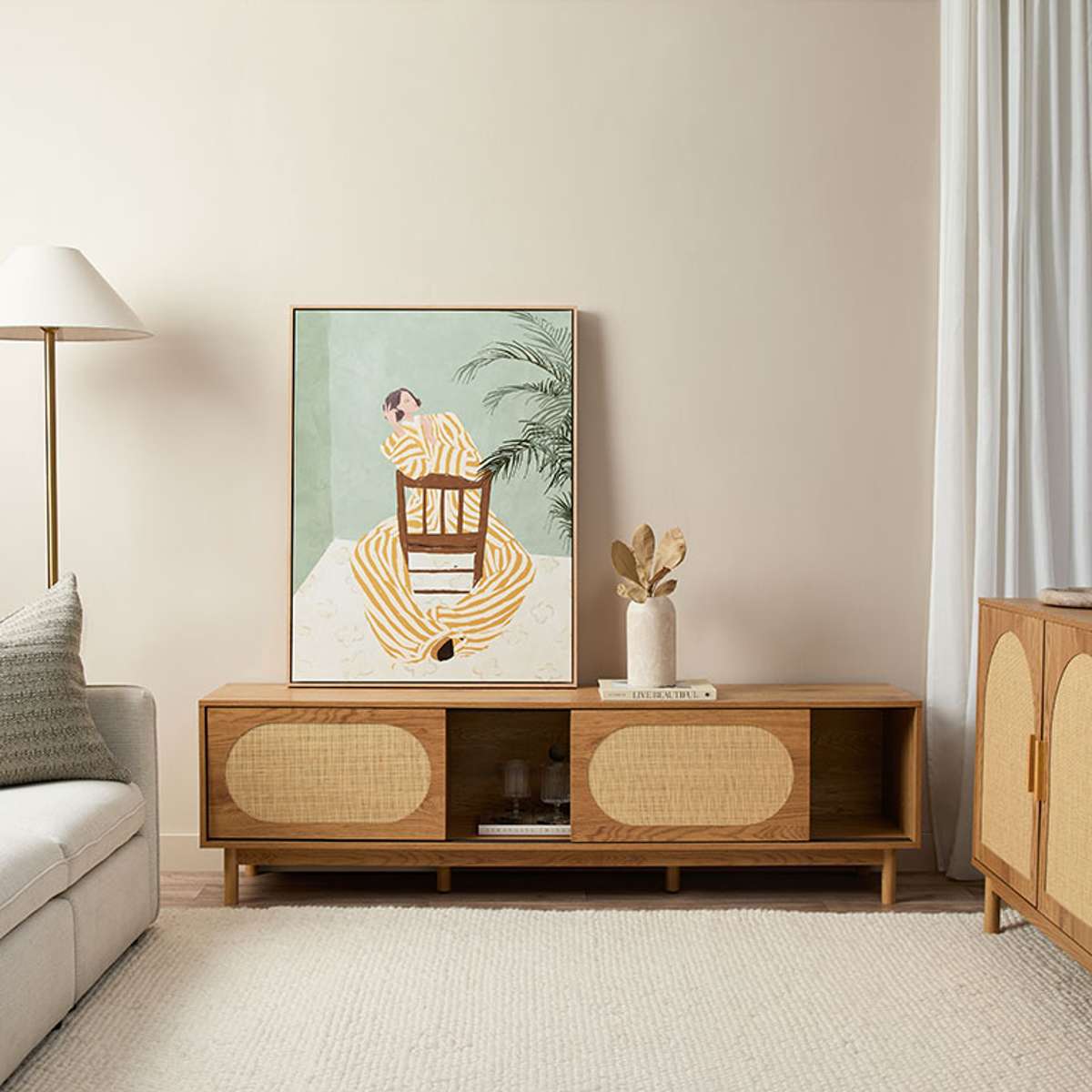 Canyon Entertainment Unit - Large