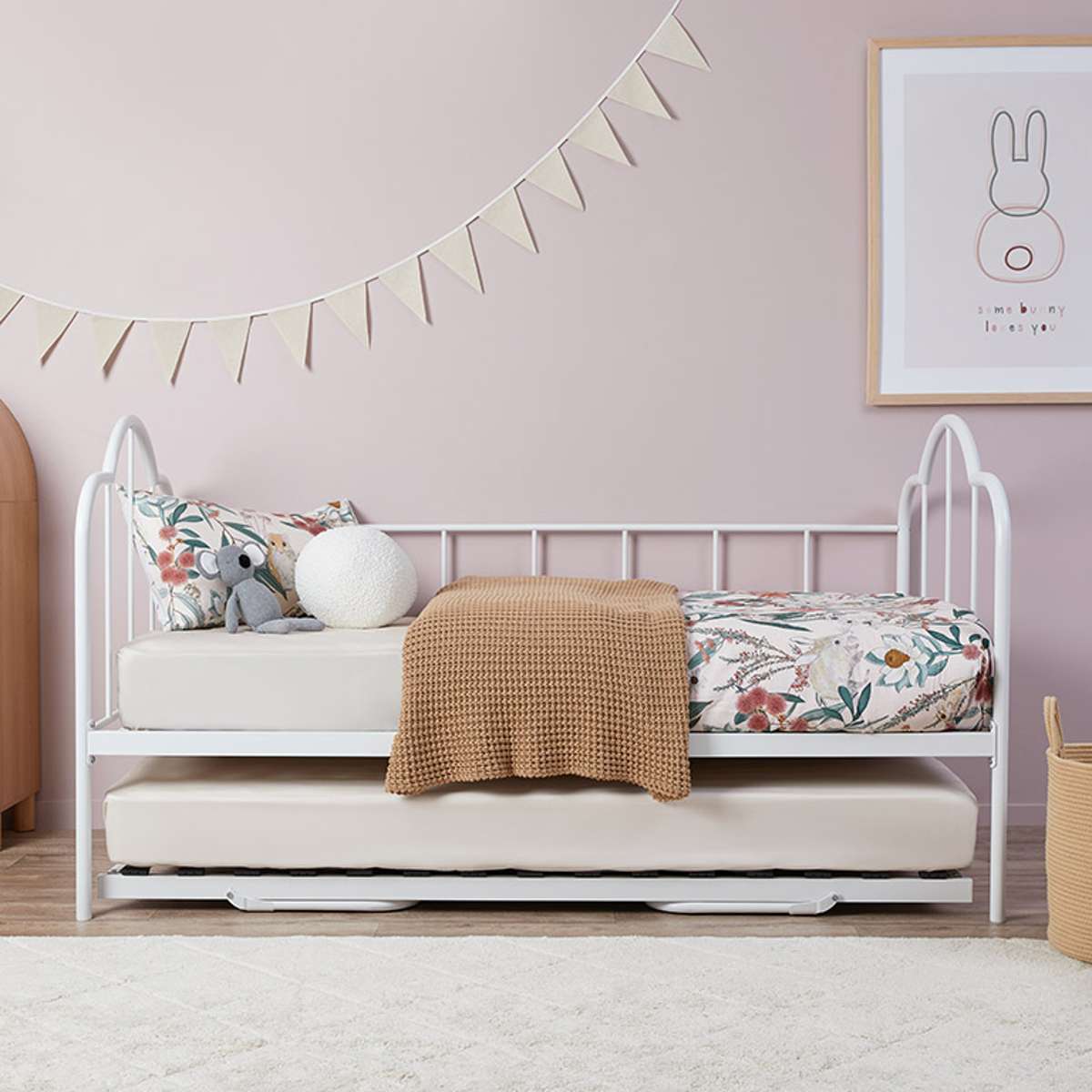Dixie Day Bed With Trundle - White