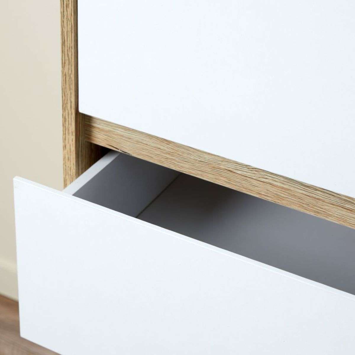 Jesse Tallboy - Mocka Australia