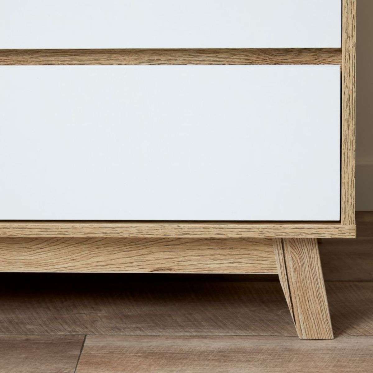 Jesse Tallboy - Mocka Australia
