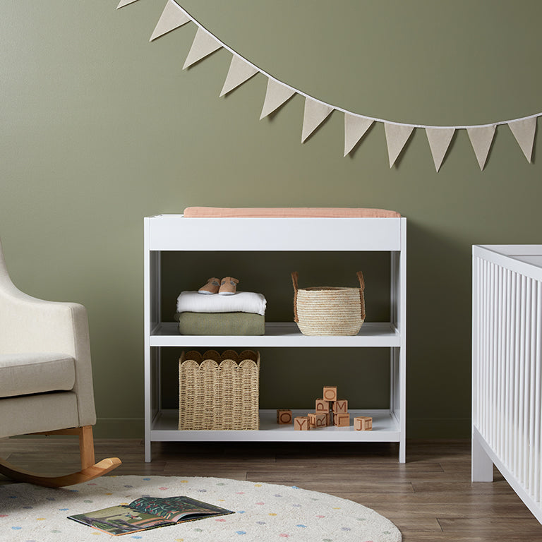 Aspiring Change Table - White