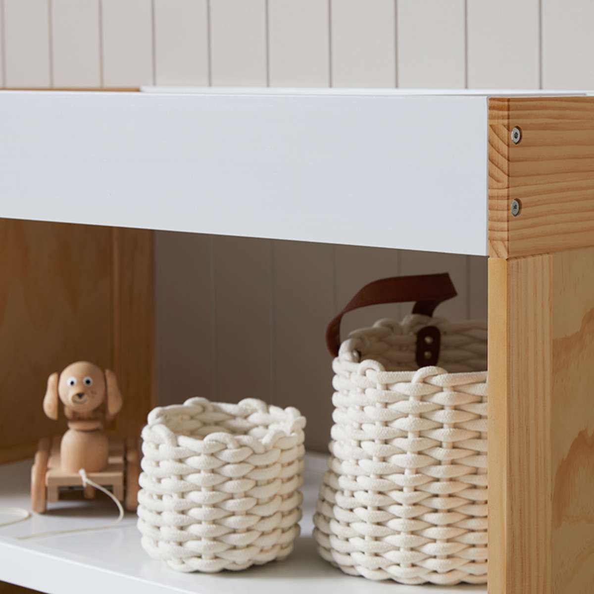 Aspiring Change Table - White/Natural