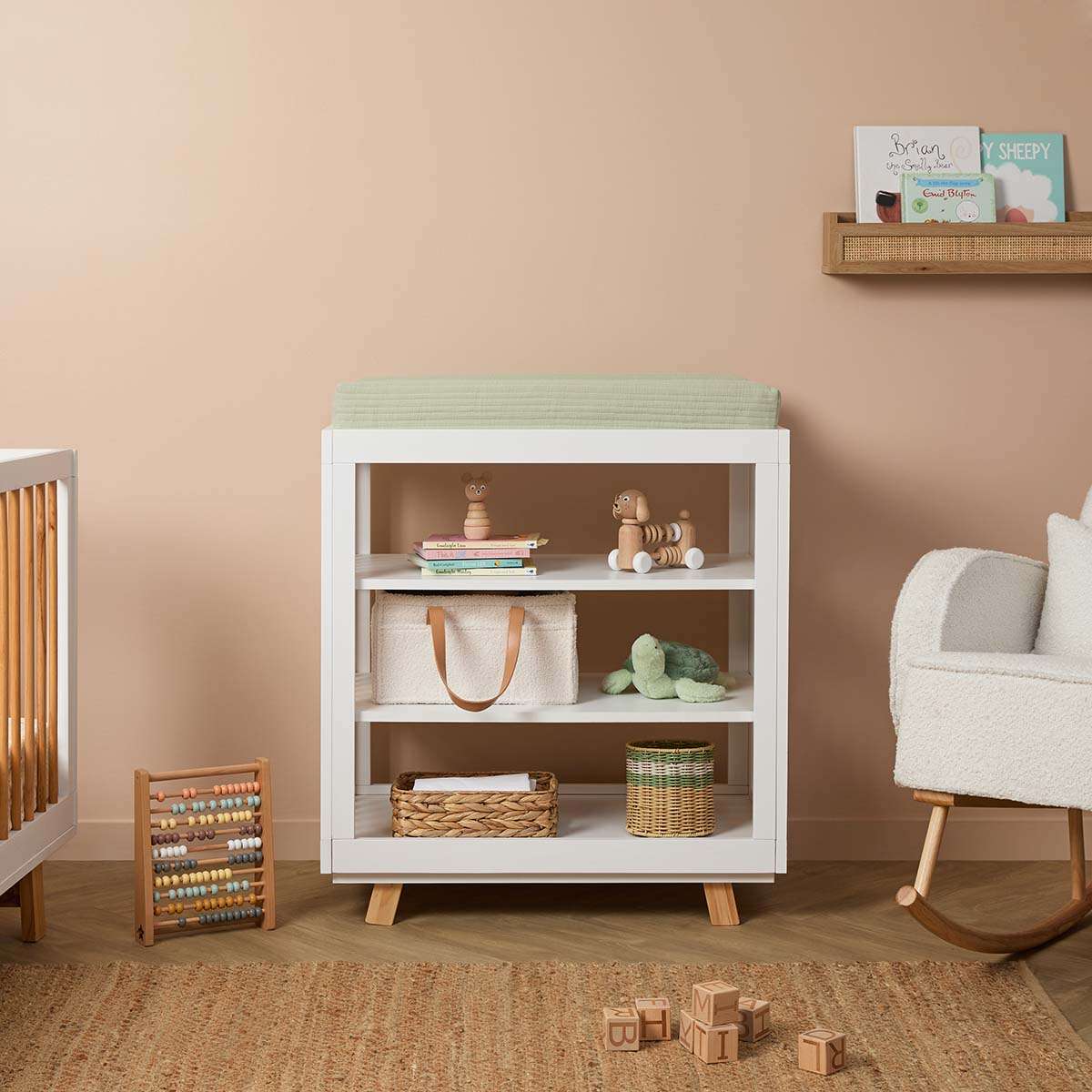 Aspen Change Table - White/Natural