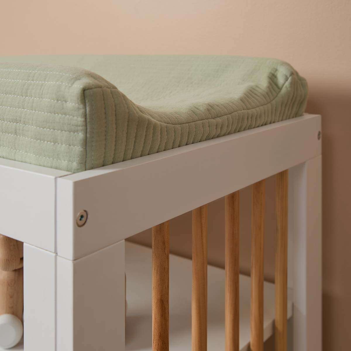 Aspen Change Table - White/Natural