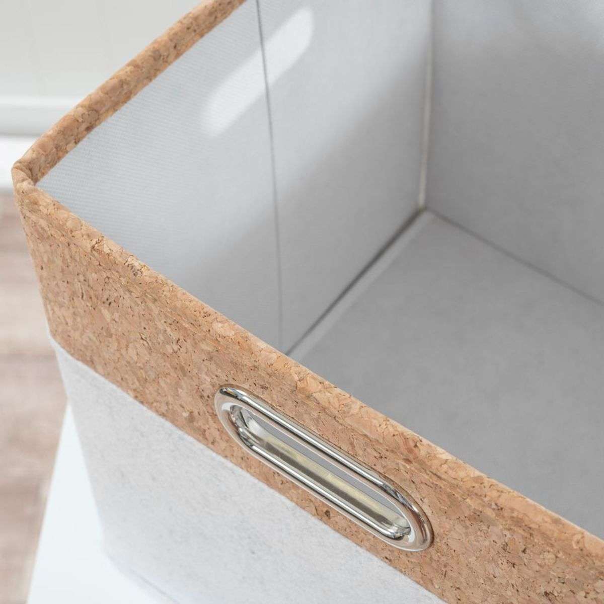 Loryn Cube Basket - White