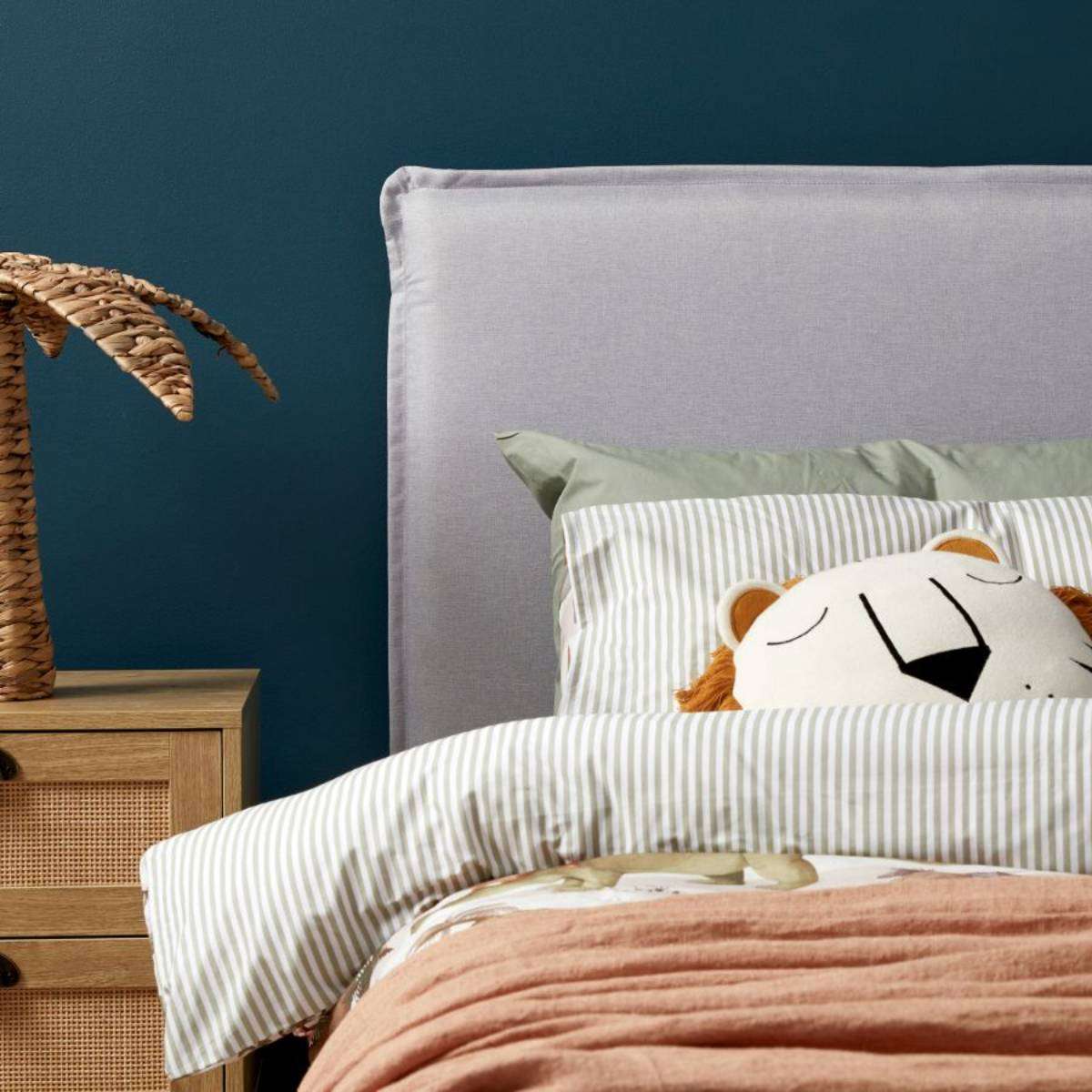 Peyton King Single Bed - Light Grey