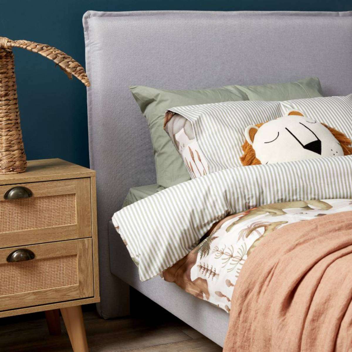 Peyton King Single Bed - Light Grey