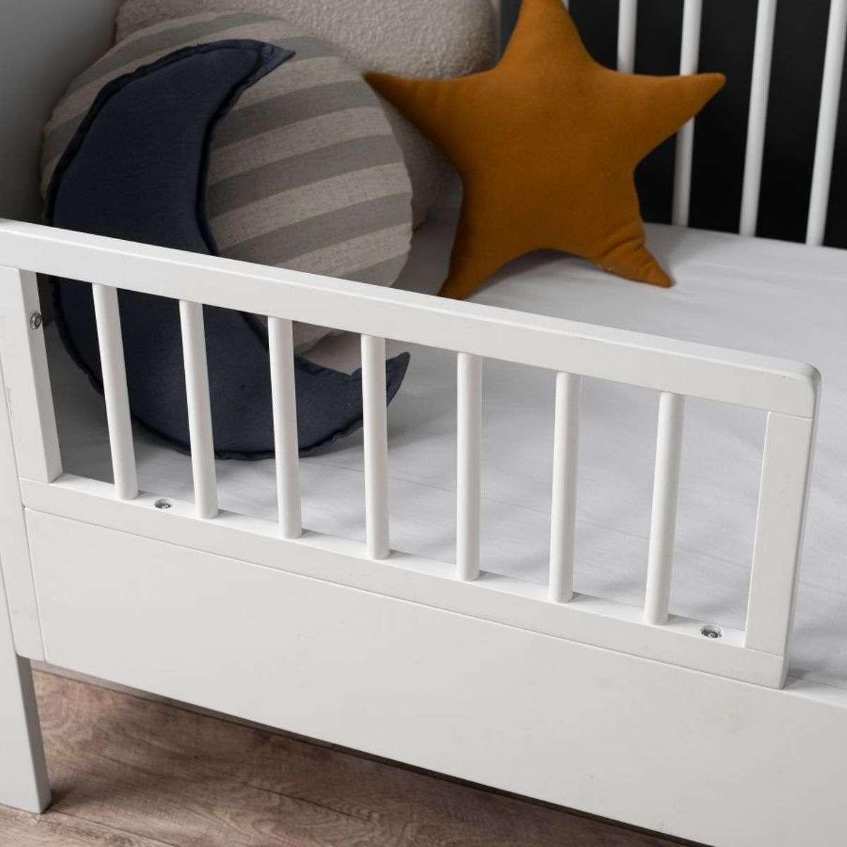 Orlando Cot Toddler Bed Half Frame - White