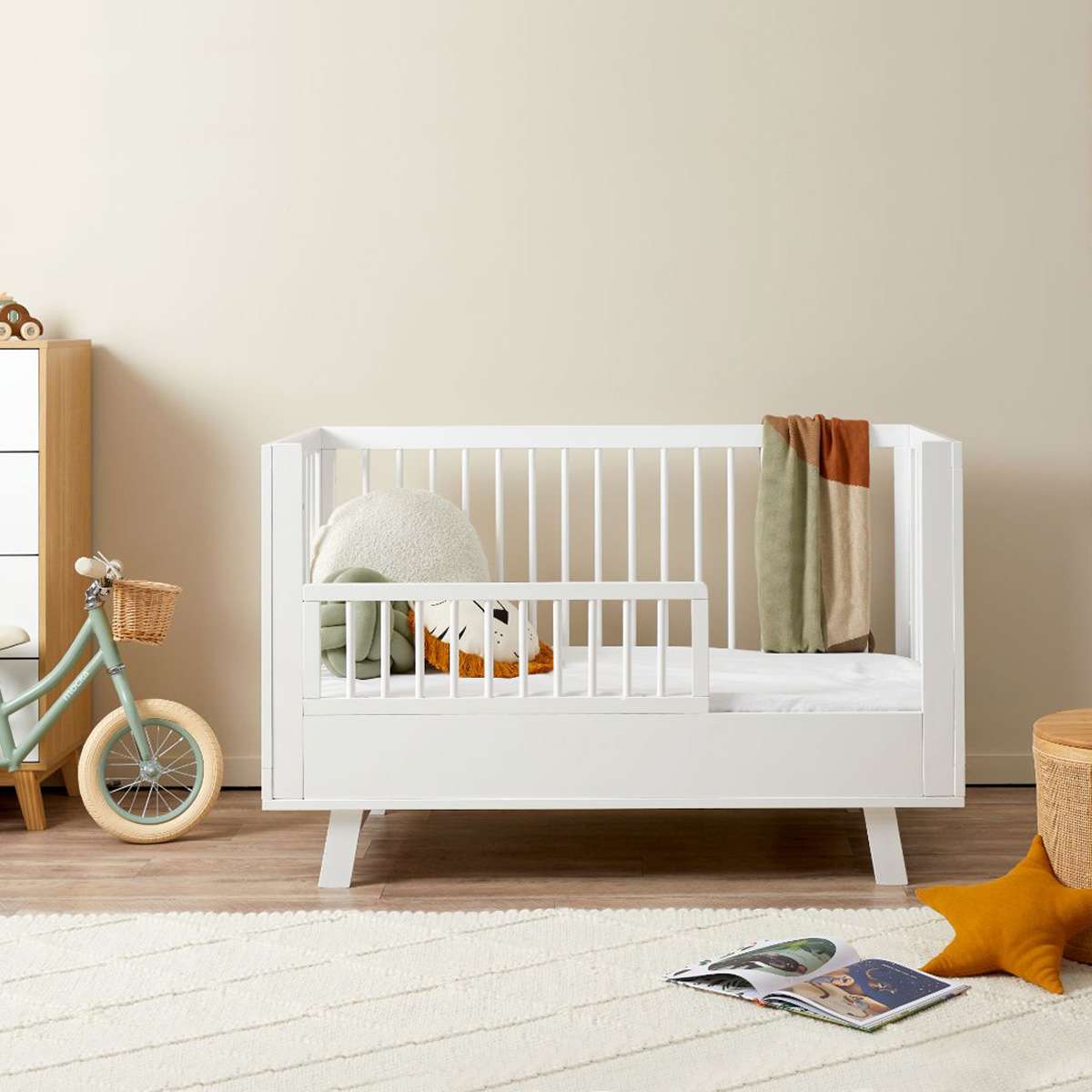 Aspen White 3-in-1 Cot Conversion Bundle