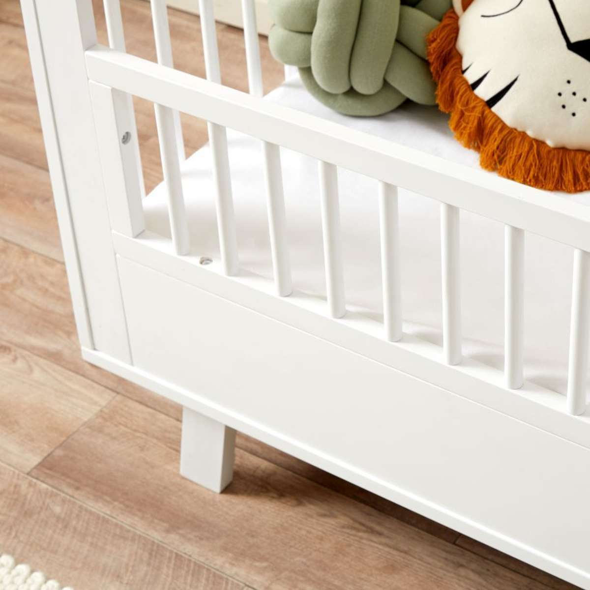 Aspen Cot Toddler Bed Half Frame - White