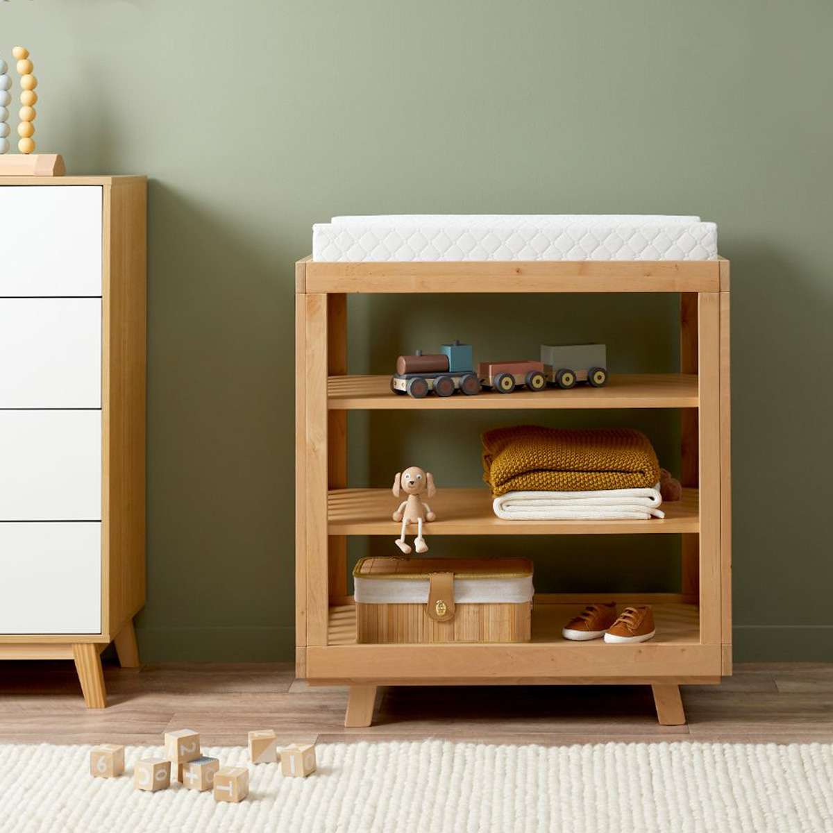 Aspen Black/Natural Six Piece Nursery Set