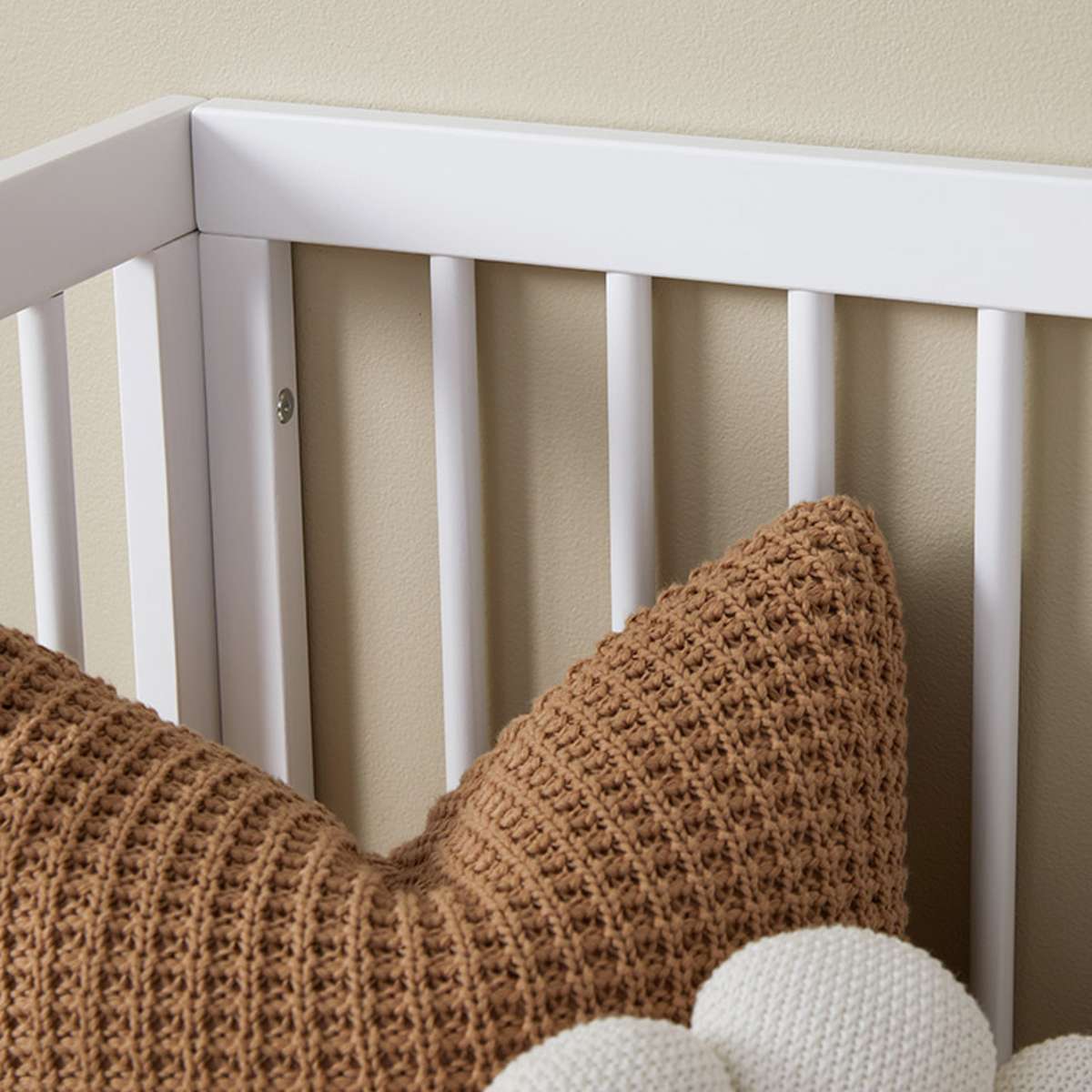 Aspen Classic Cot - White