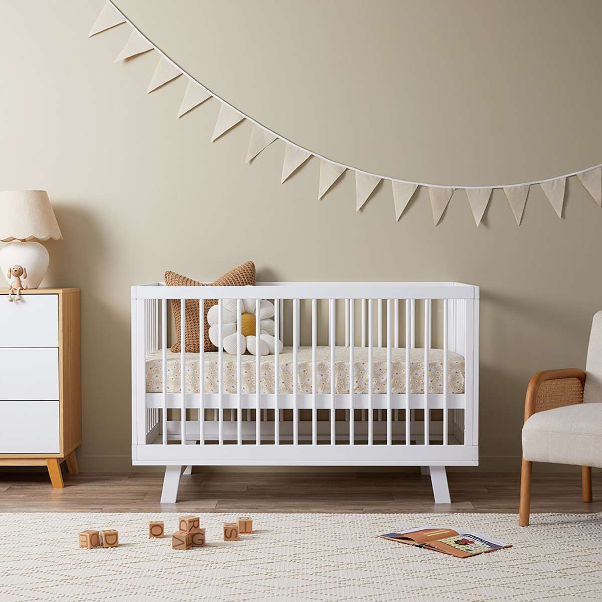 Aspen White 3-in-1 Cot Conversion Bundle