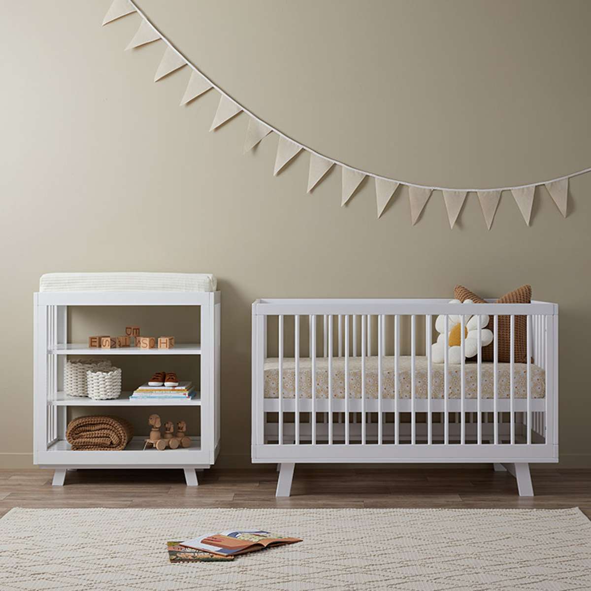 Aspen Classic Cot - White