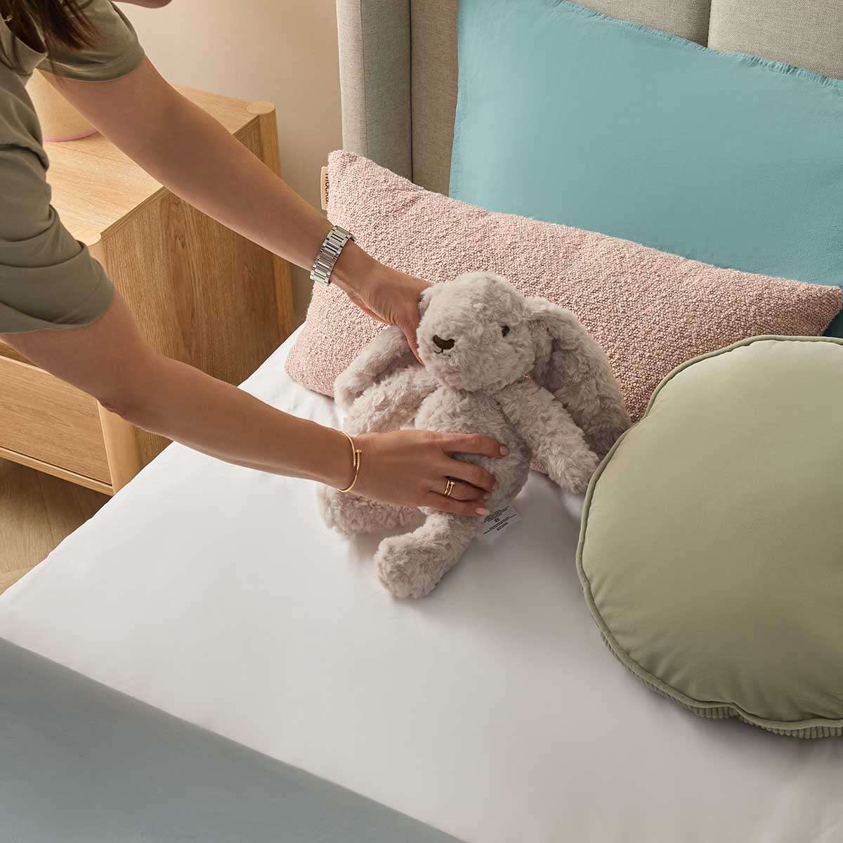 Quinn Double Bed - Natural