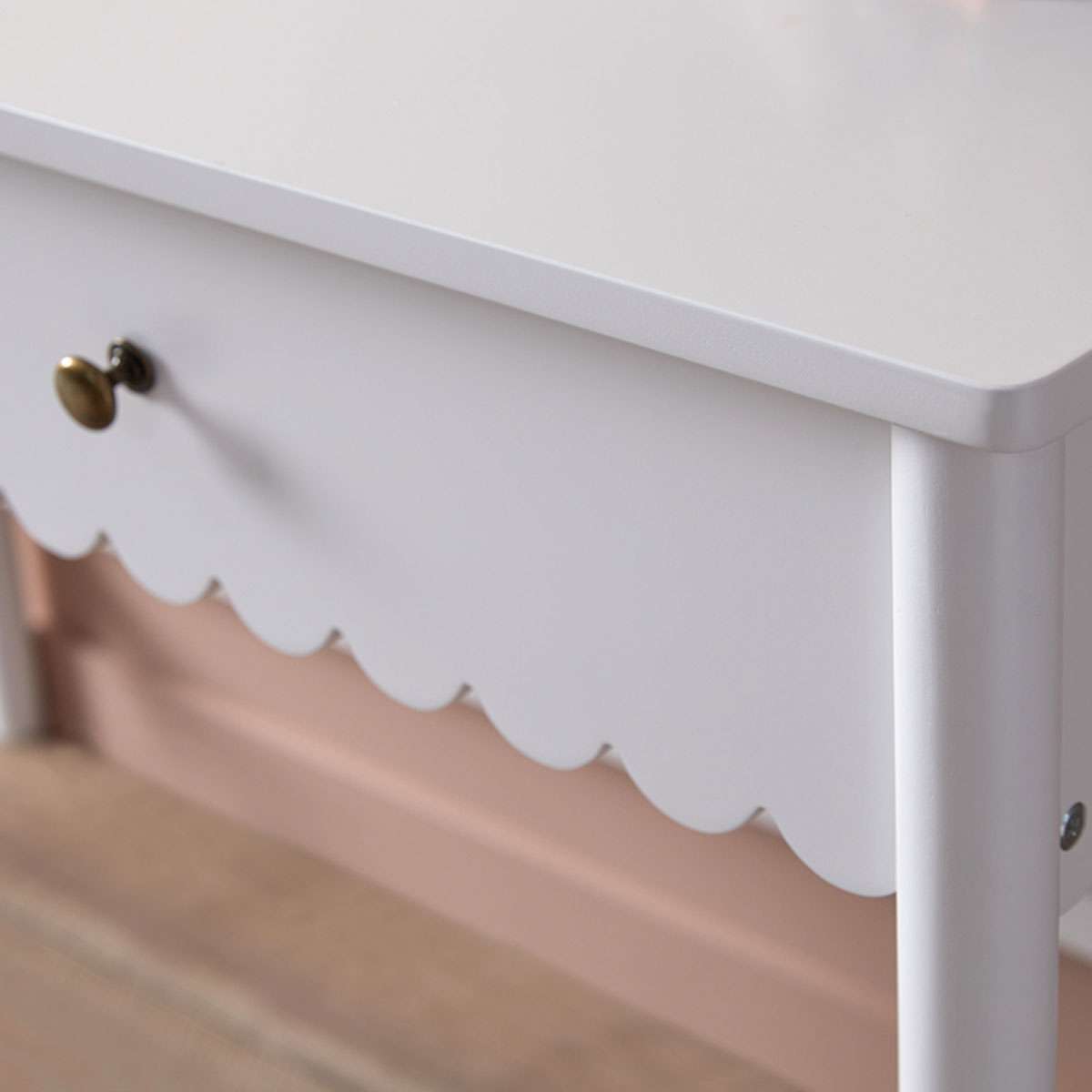 Maisie Scalloped Desk - White