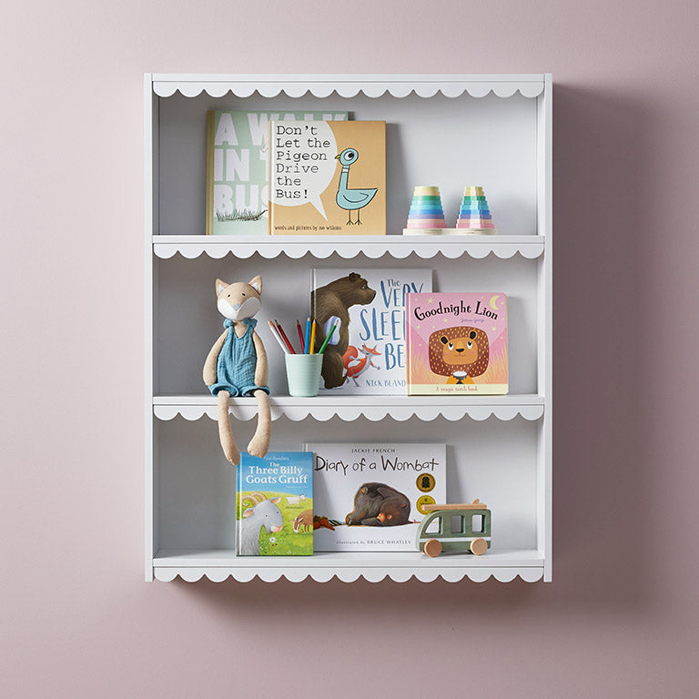 Maisie Scalloped Wall Shelf