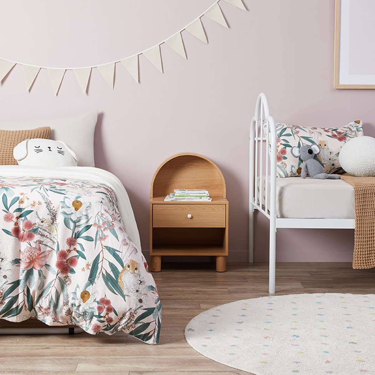 Dixie Day Bed With Trundle - White