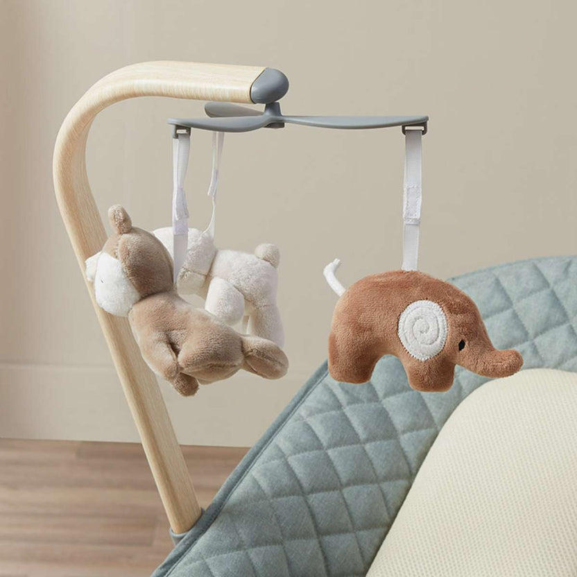 Raven Rocker Spring Green: Foldable Baby Chair | Mocka