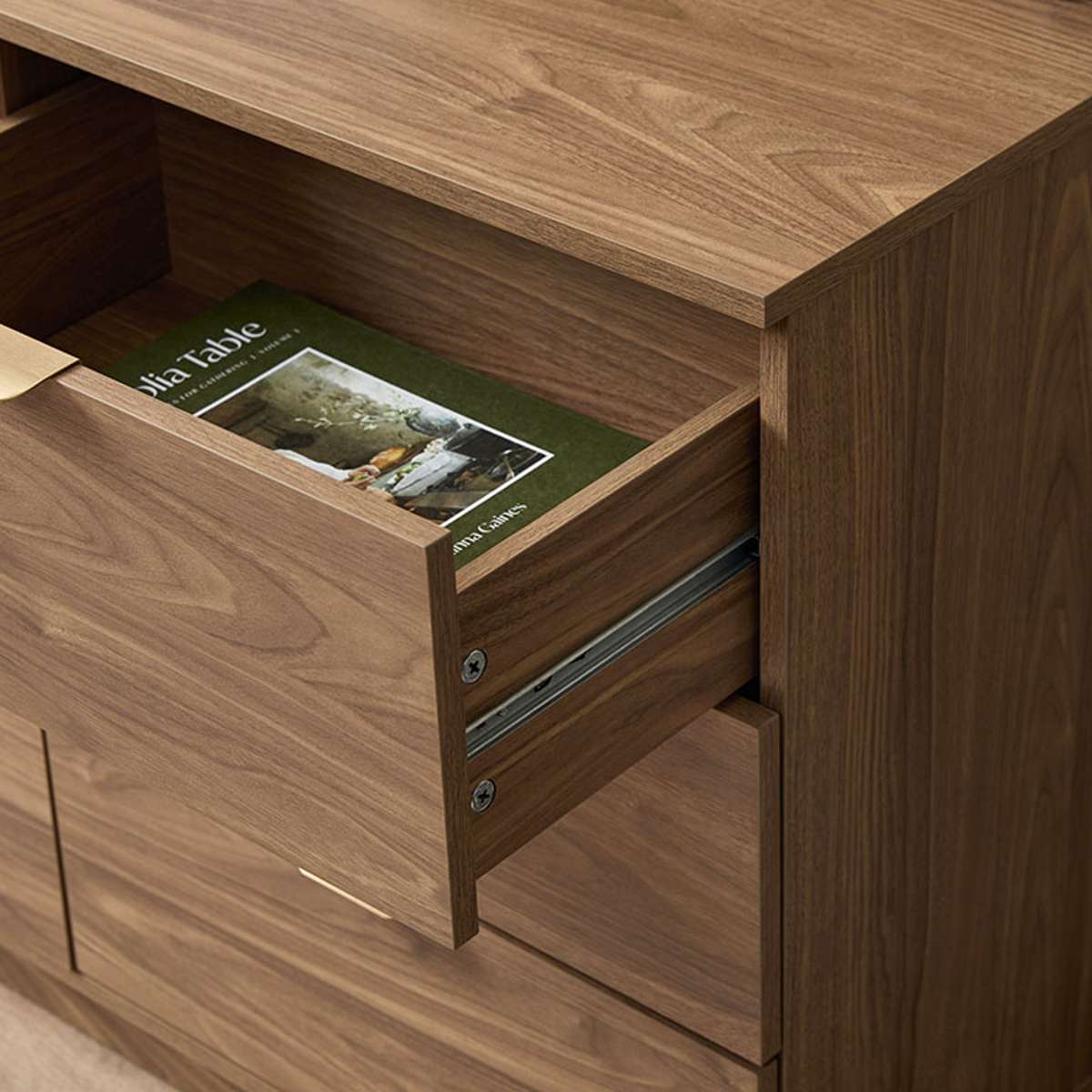 Maverick Buffet - Pecan