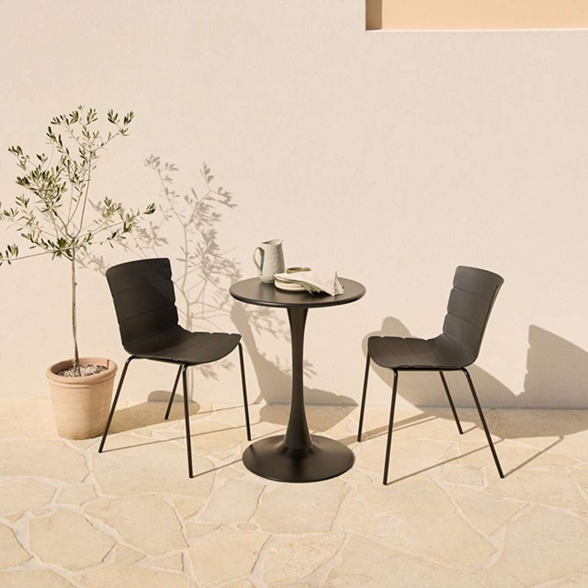Ravello Outdoor Bistro Round Table - Black