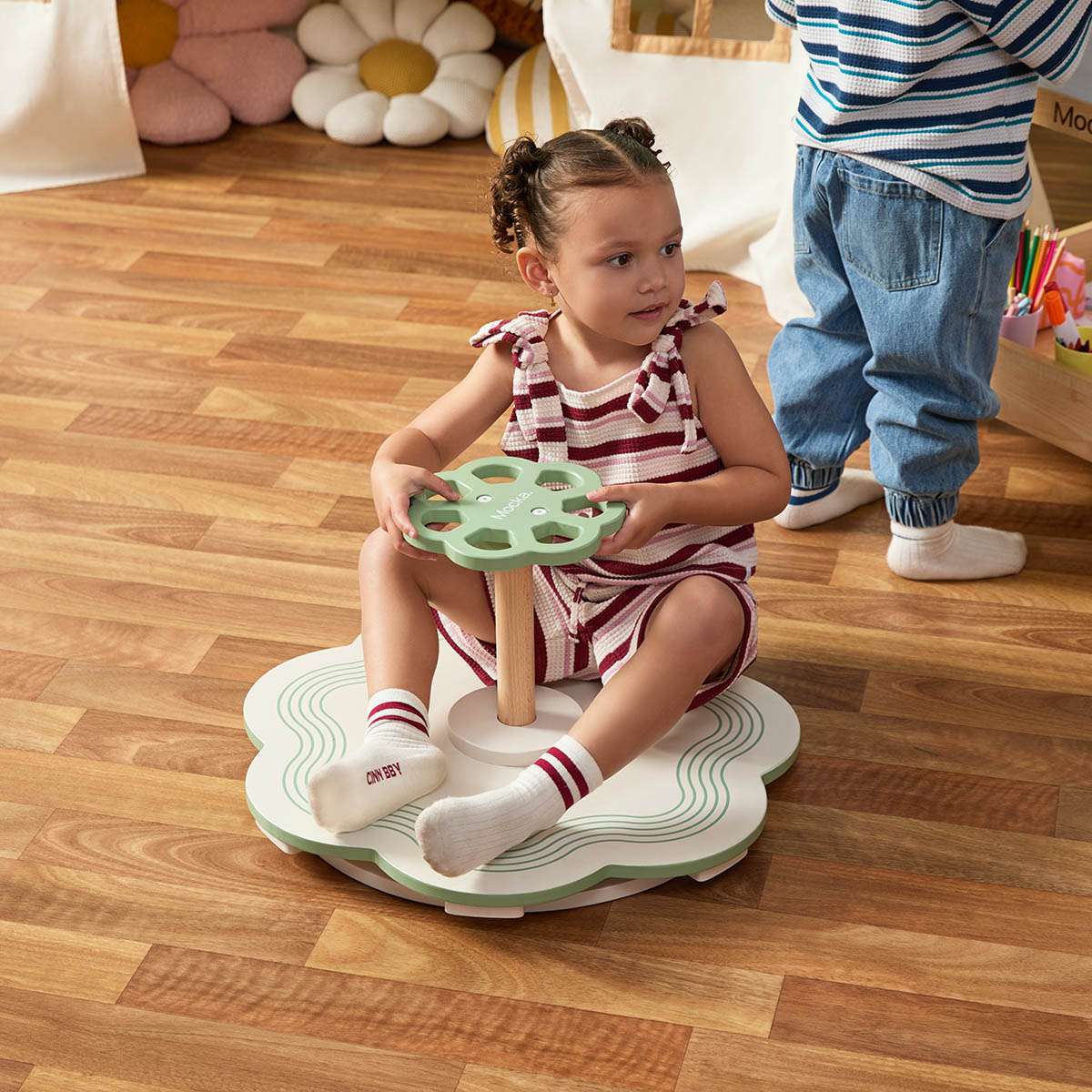 Classic Round And Around Toy