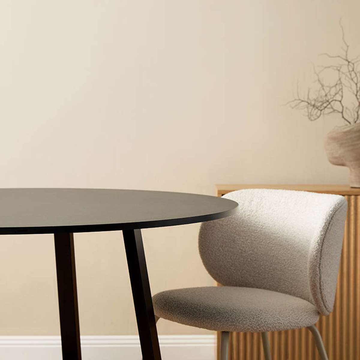 Kyoto Round Four Seater Dining Table - Black