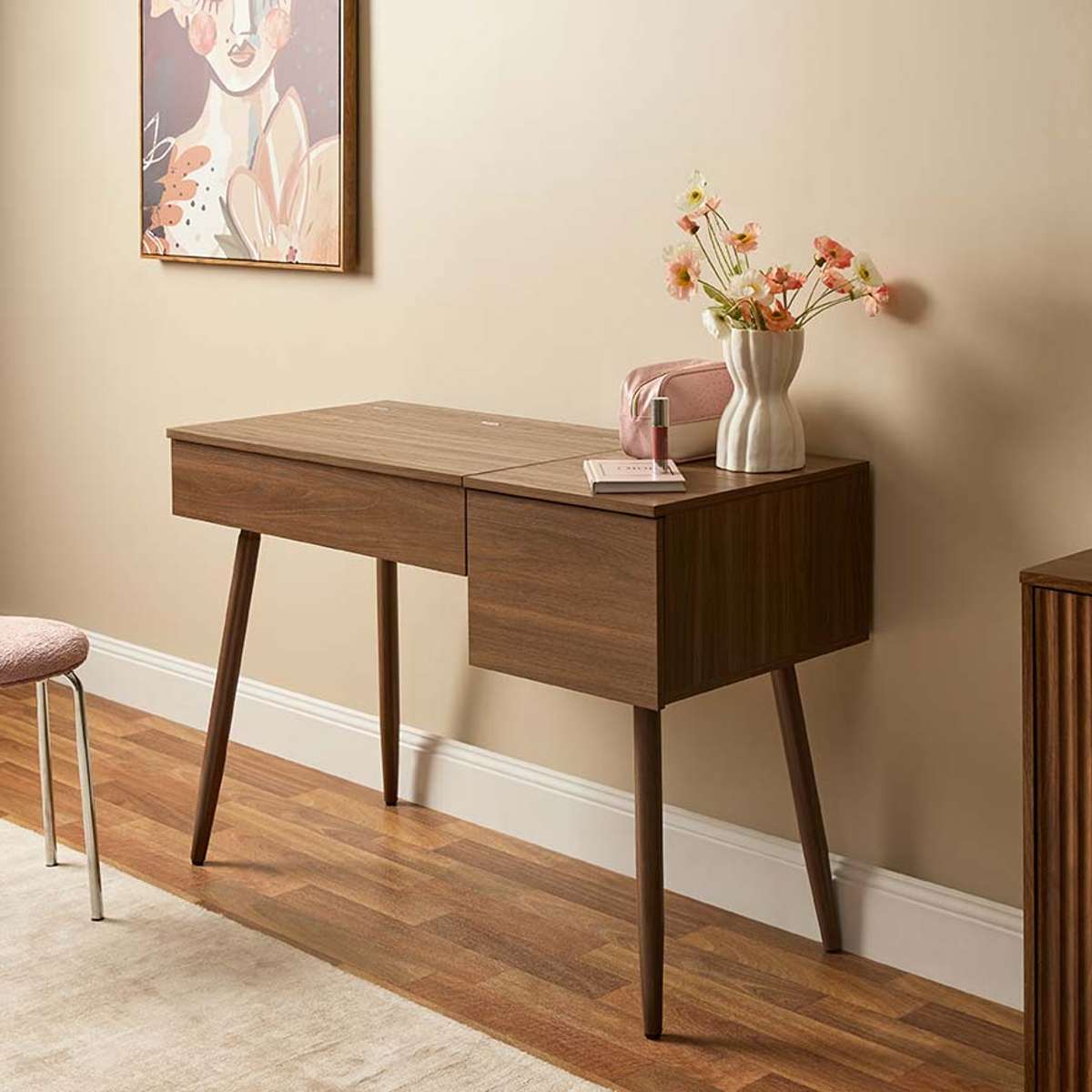 Leia Make-Up Table - Walnut