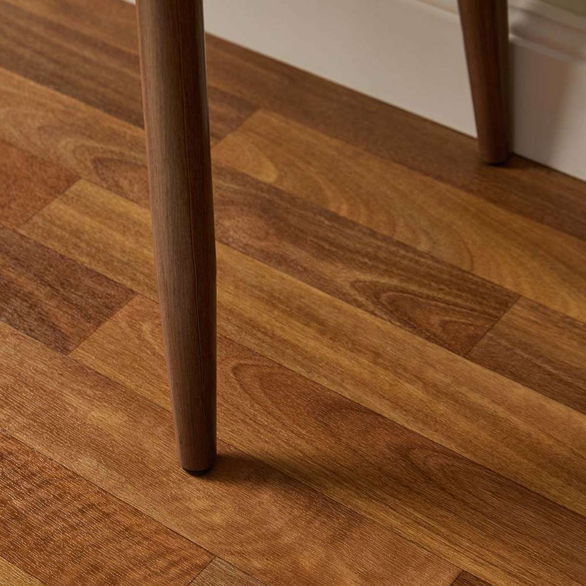 Leia Make-Up Table - Walnut