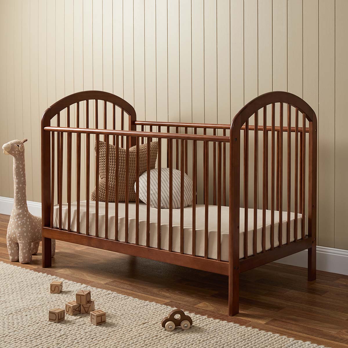 Archie Cot - Hazelnut