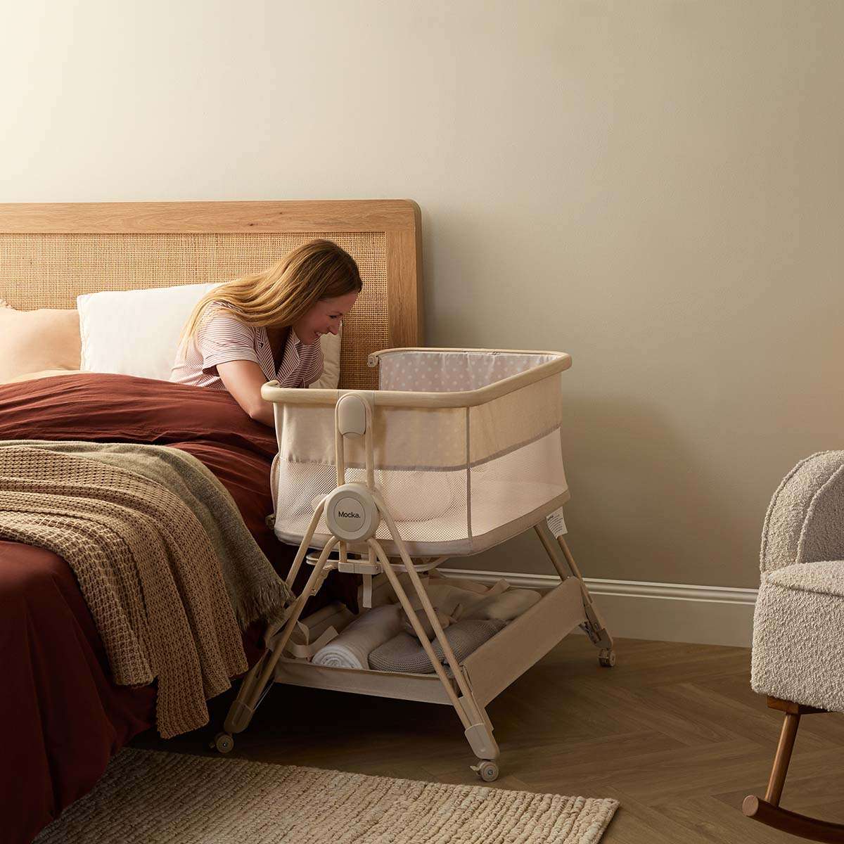 Mocka Dream Swing Co Sleeper Bassinet