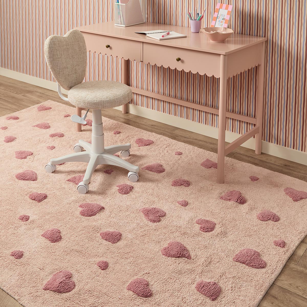 Addy Rectangle Heart Rug - Pink | Mocka
