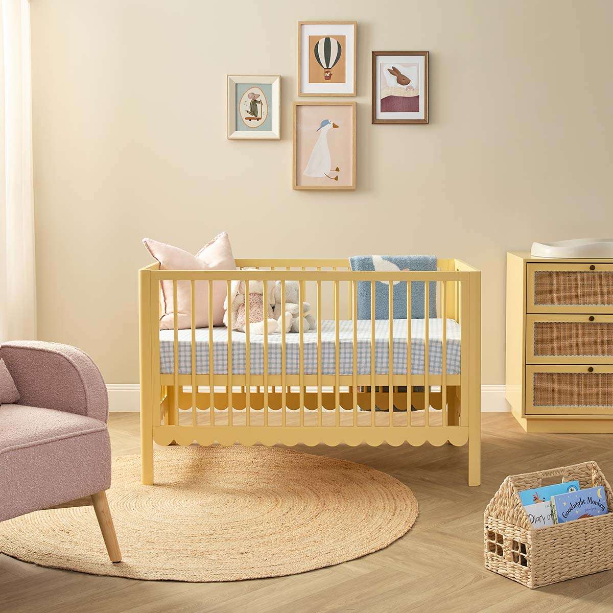 Maisie Scalloped Cot - Buttermilk