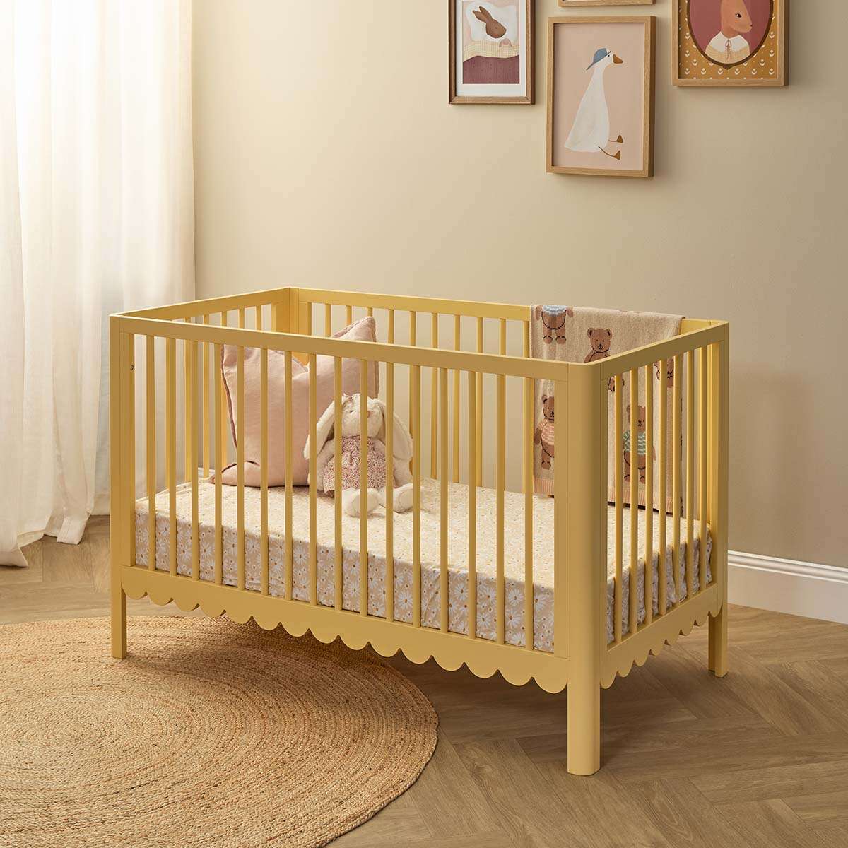 Maisie Scalloped Cot - Buttermilk