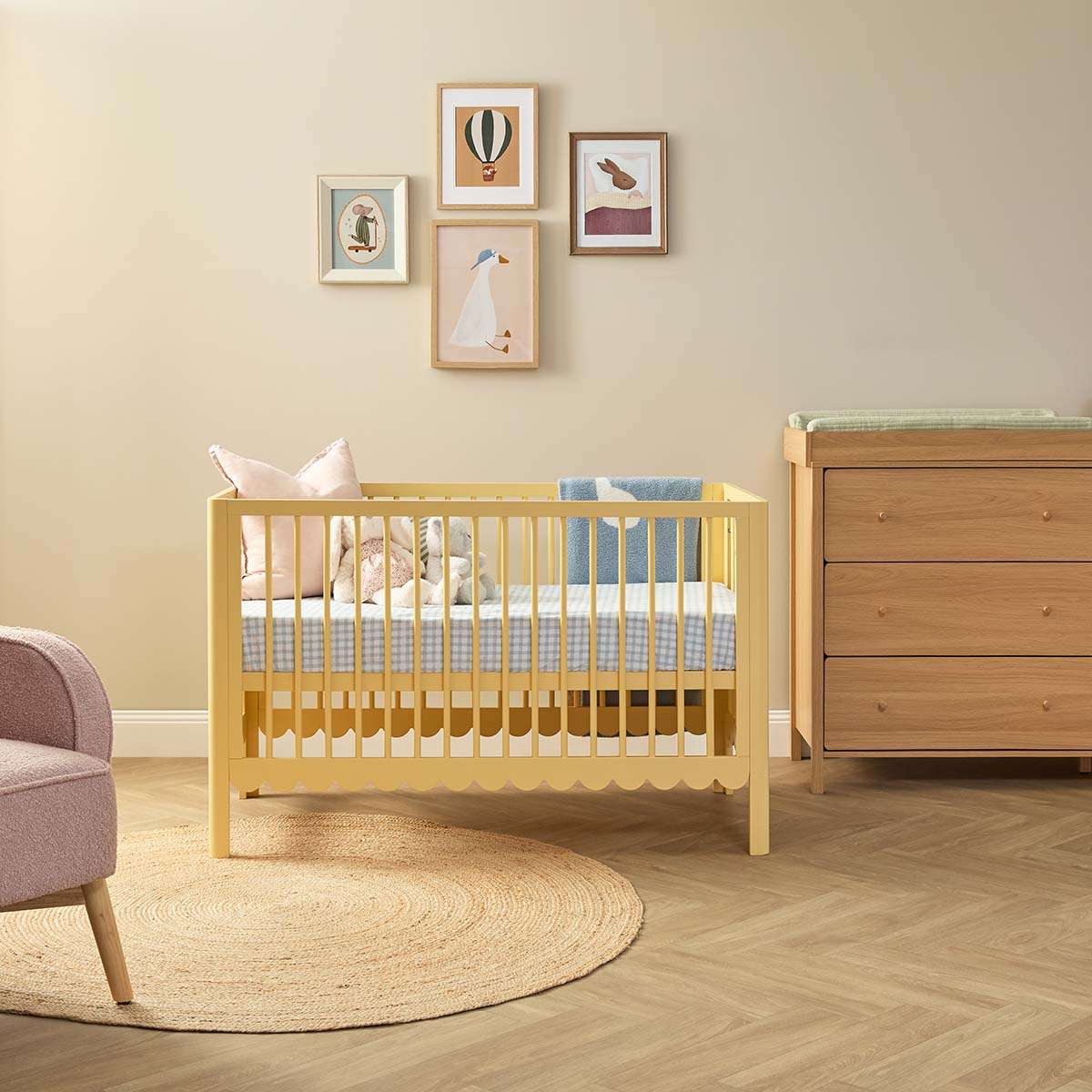 Maisie Scalloped Cot - Buttermilk