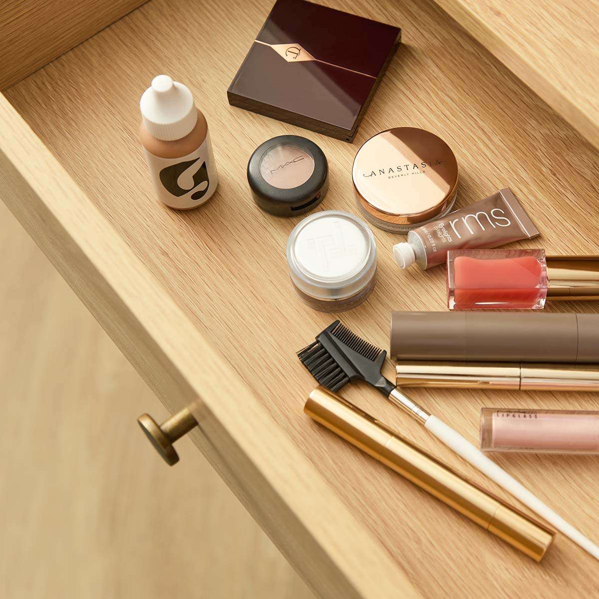 McKenna Make-Up Table - Natural