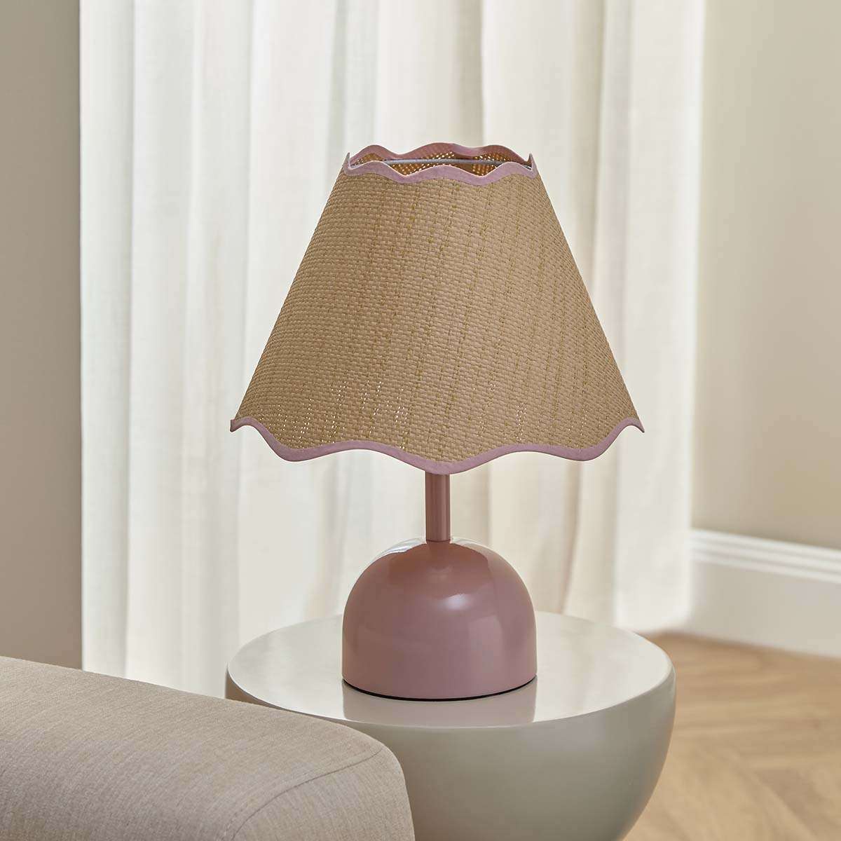 Lilly Table Lamp