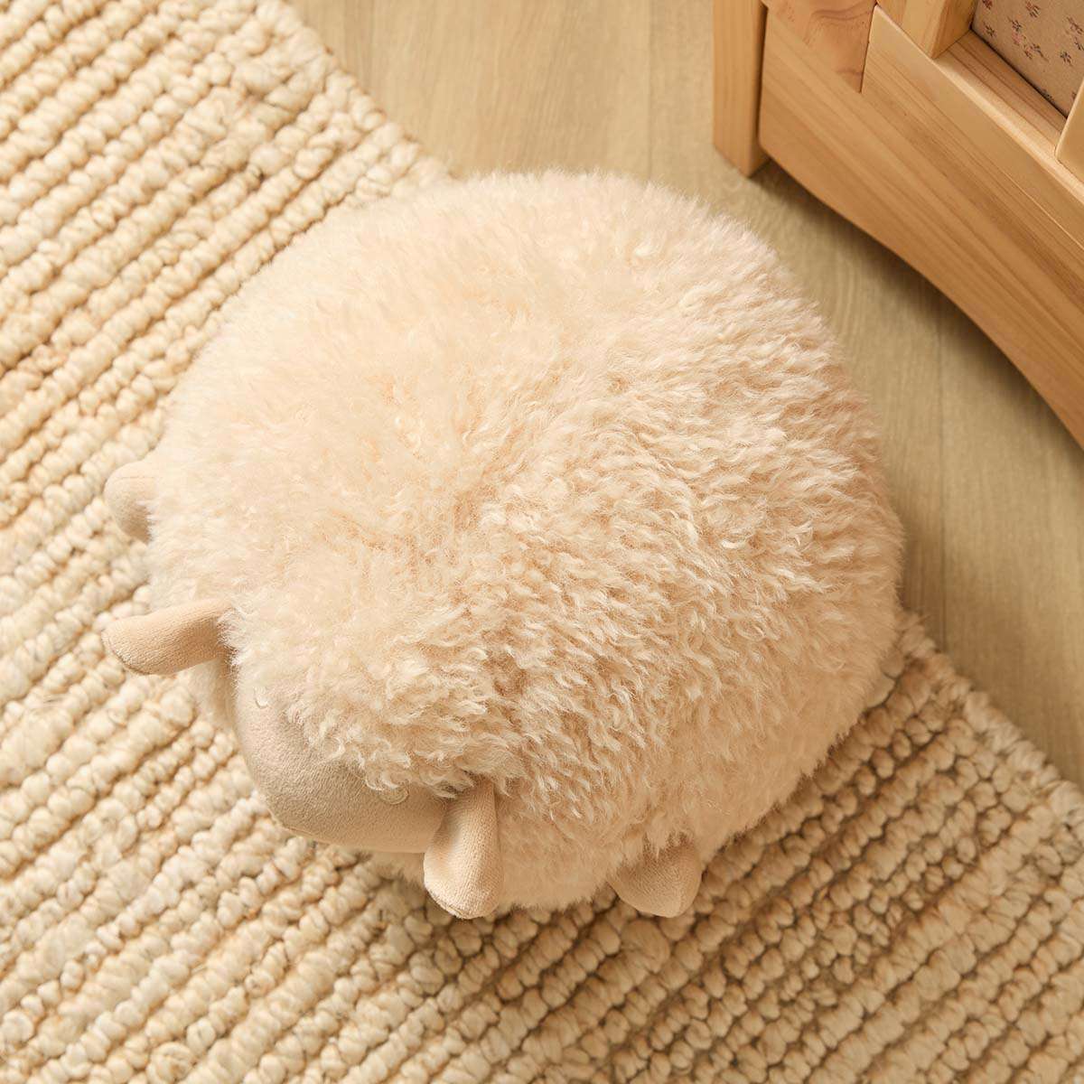 Kiri Sheep Cushion