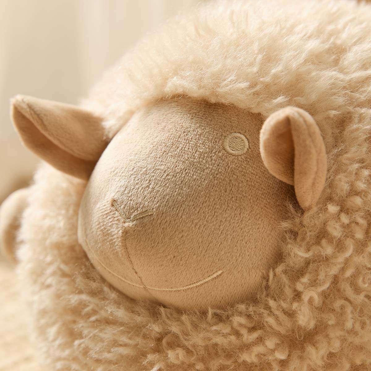 Kiri Sheep Cushion