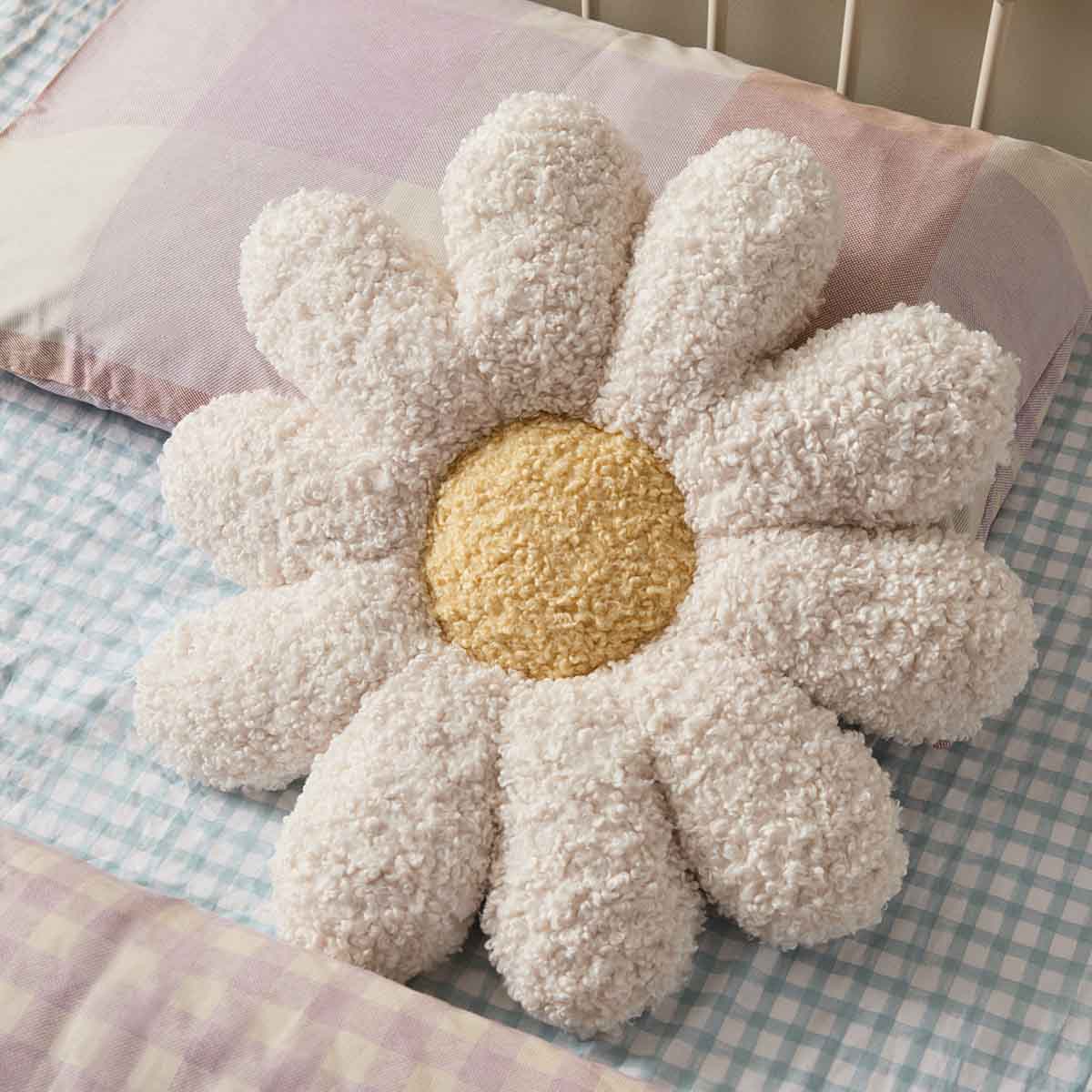 Daisy Flower Cushion - White
