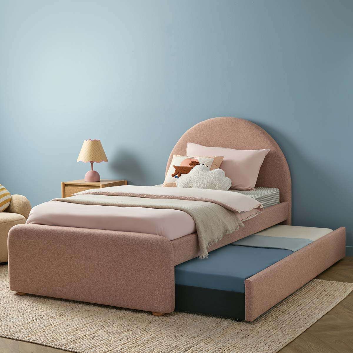 Amelie King Single Bed - Pink