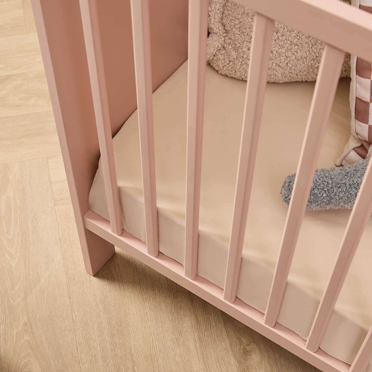 Aspiring Classic Cot - Pink