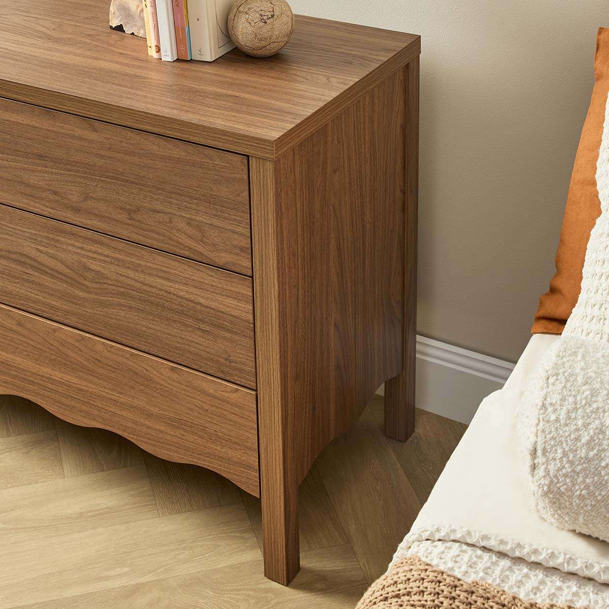 Malena Six Drawer - Walnut
