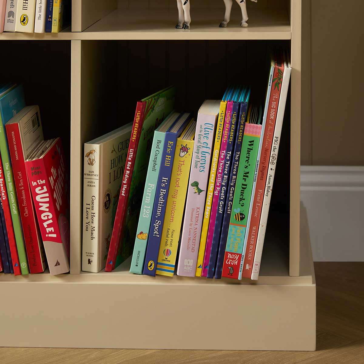 Classic Dollhouse Bookshelf - Cream