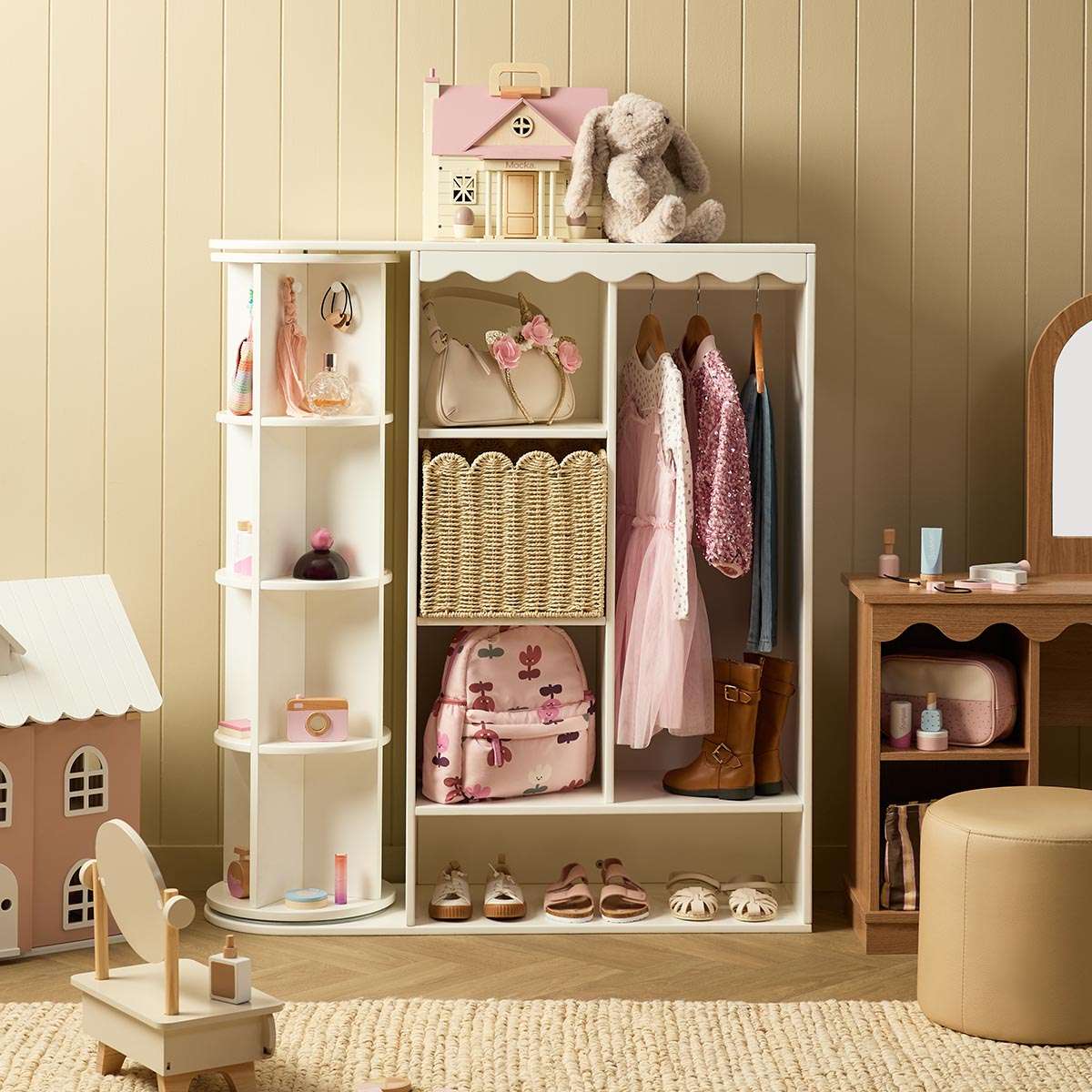Spinning Dressup Wardrobe - White