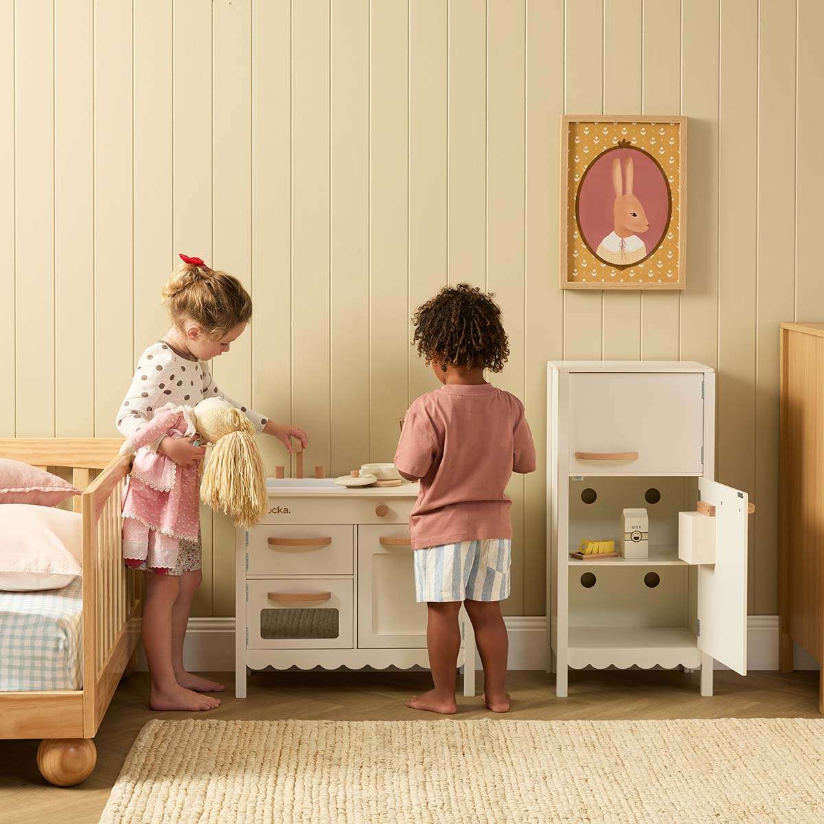 Cottage Scalloped Fridge with Play Food - Cream
