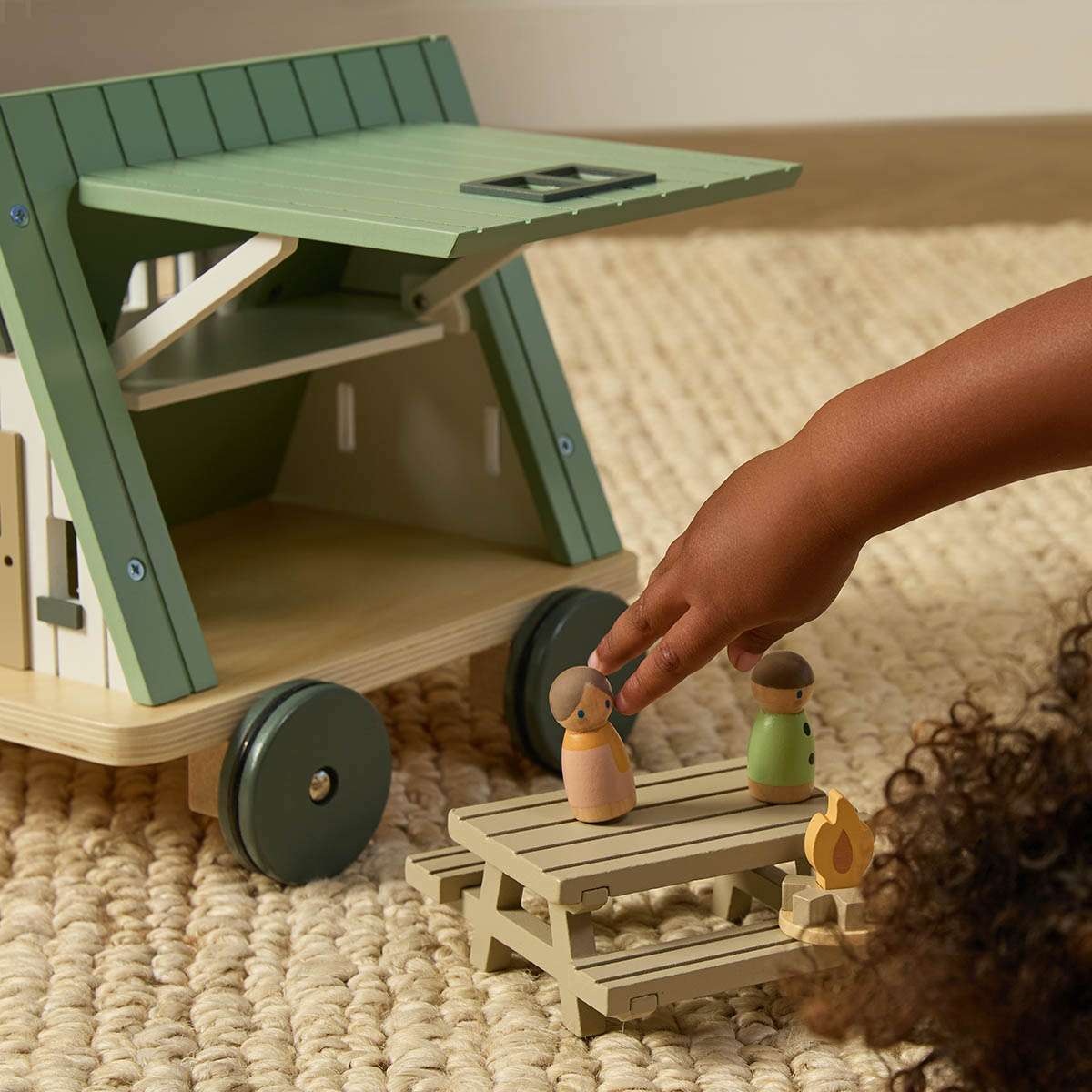 Pull Along Glamping Hut 5 Piece Set