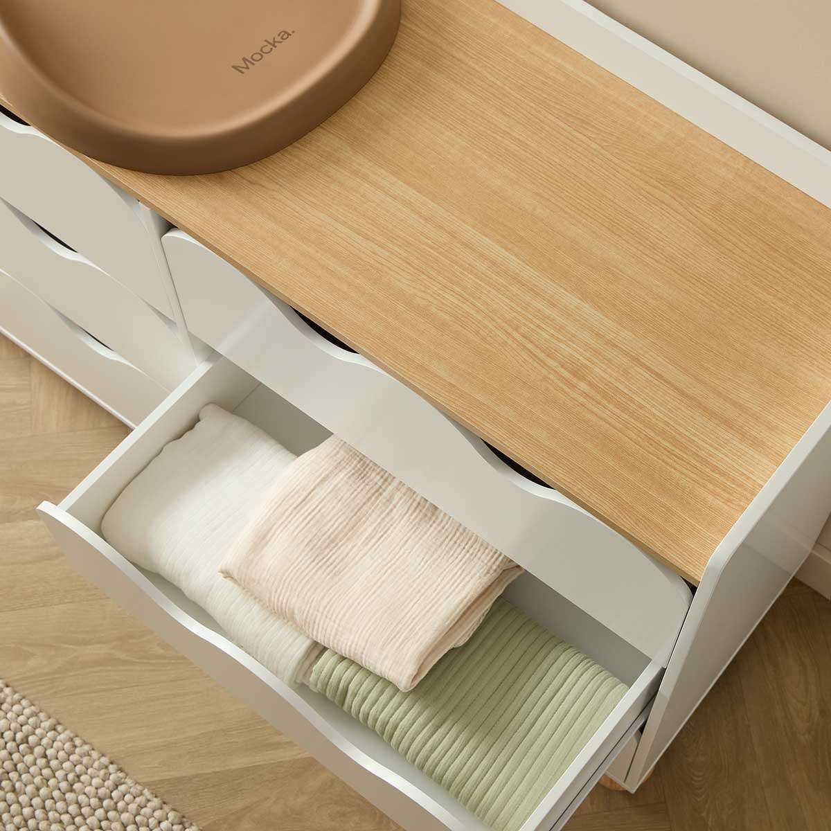 Arki Ripple Six Drawer - White/Natural