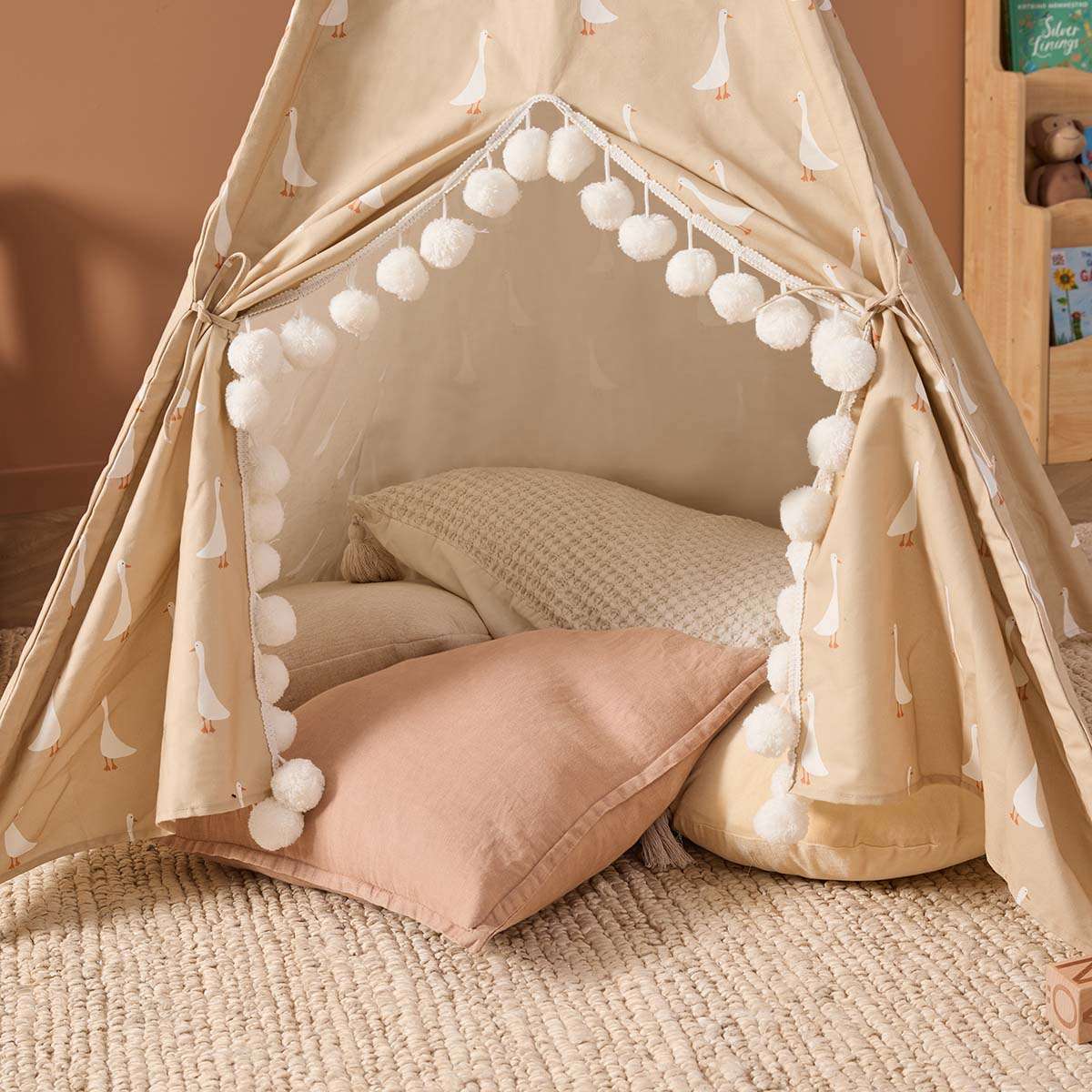Henley Pompom Teepee - Goose