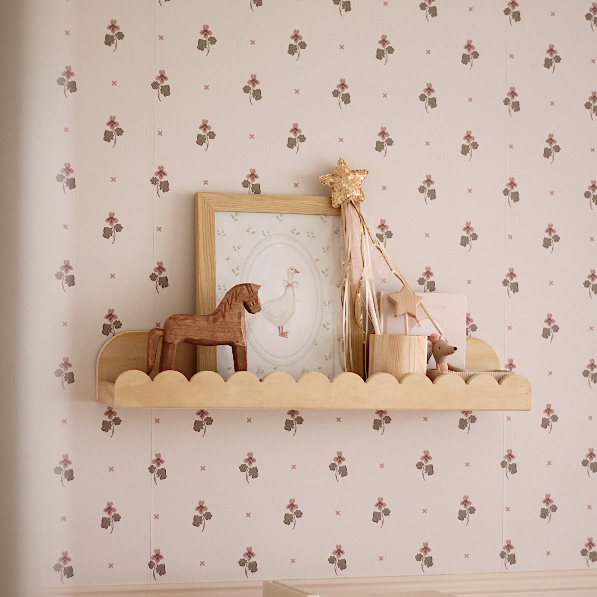 Sarah Scalloped Wall Shelf